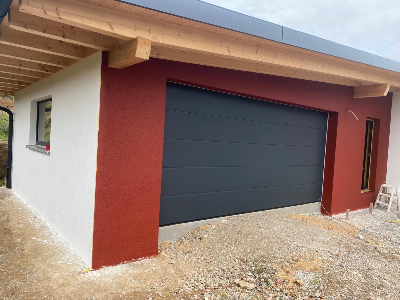 Fassade Garage – LAMA Trockenbau Referenz